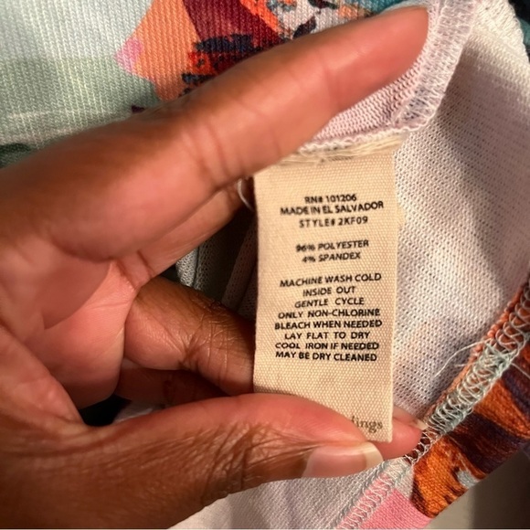 Soft Surroundings Pasaia Tunic in Aqua Floral Size Large - Picture 7 of 7